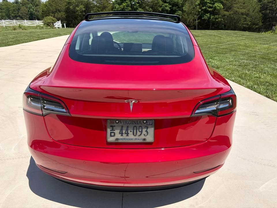 2021 Tesla Model 3 thumbnail 4