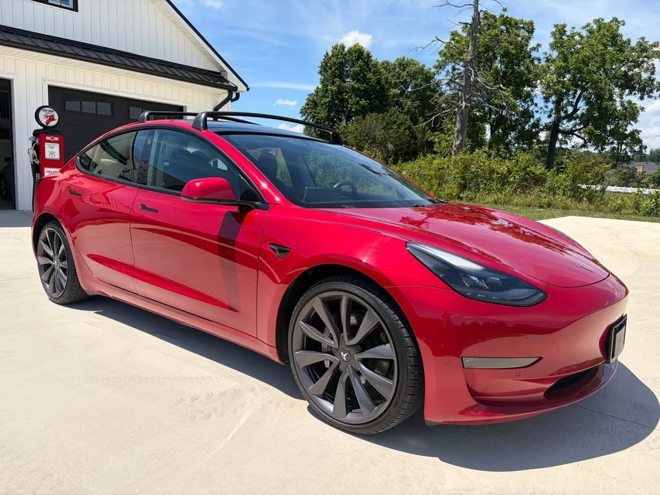 2021 Tesla Model 3 thumbnail 7