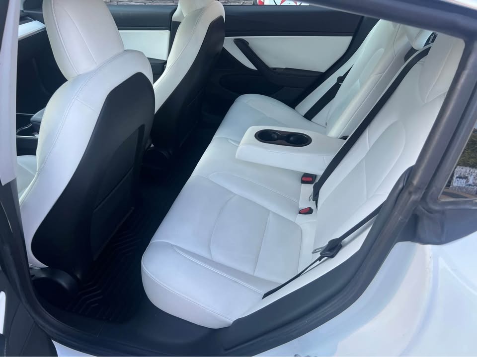 2020 Tesla Model 3 thumbnail 9