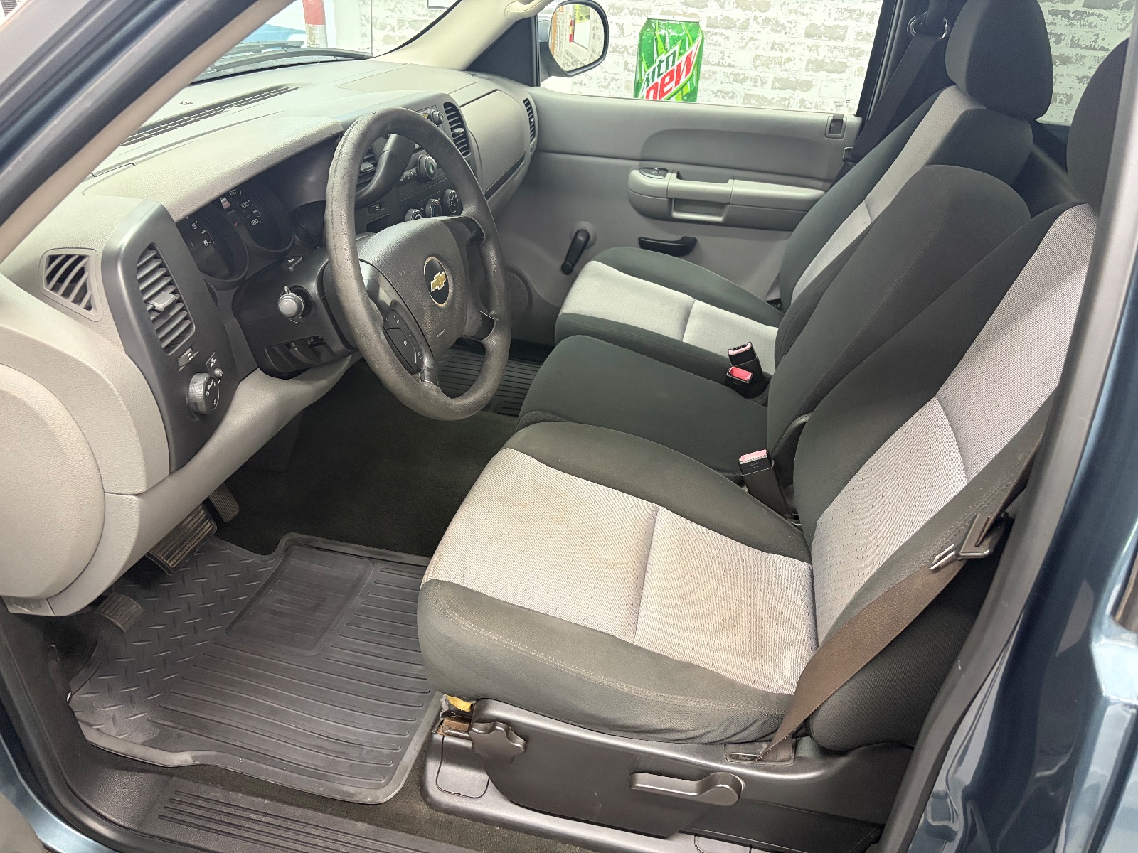 2008 Chevrolet Silverado thumbnail 9