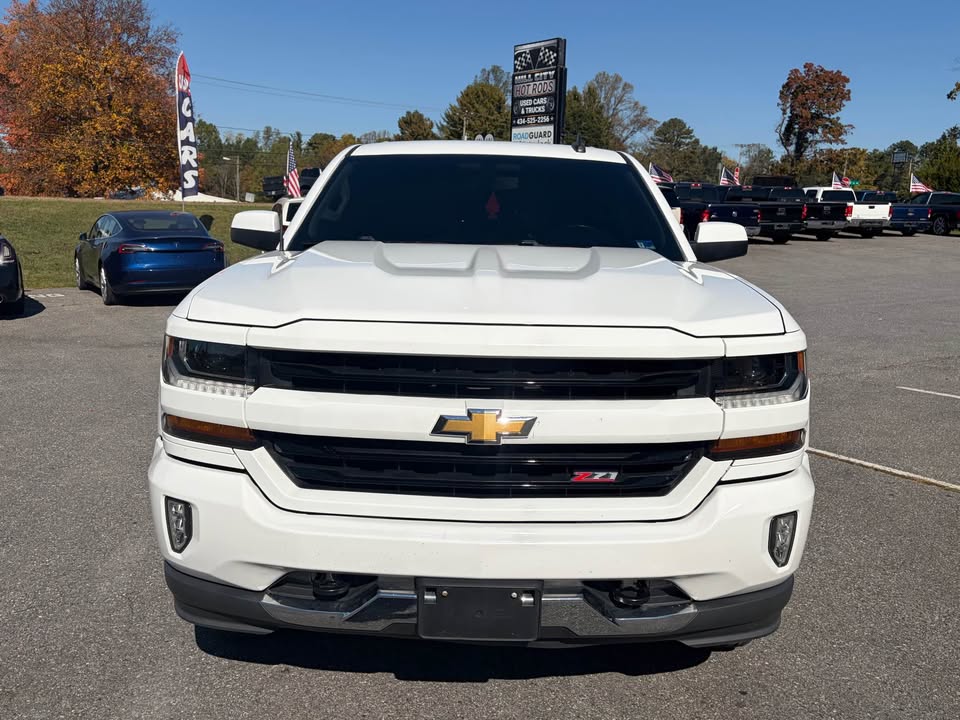 2017 Chevrolet Silverado 1500 thumbnail 8