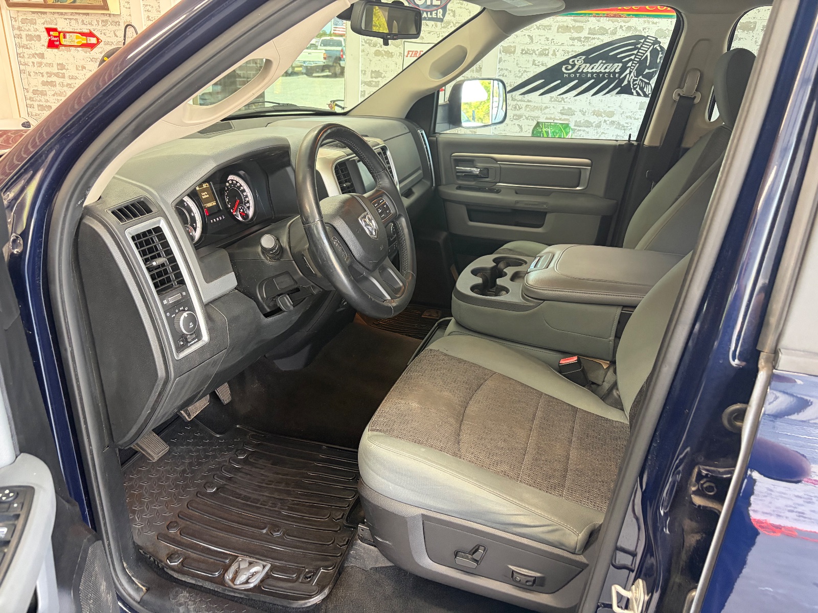 2015 Ram 1500 thumbnail 9