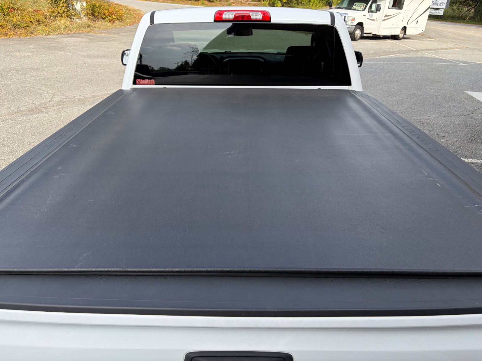 2017 Chevrolet Silverado thumbnail 13